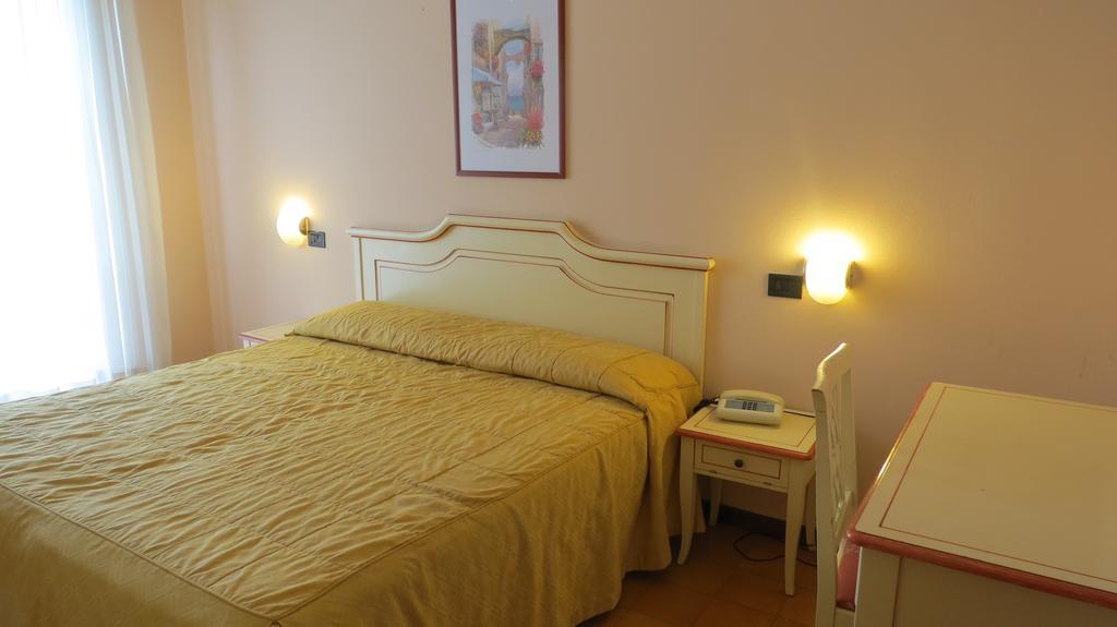 La Quiete Park Hotel Manerba del Garda Exteriér fotografie